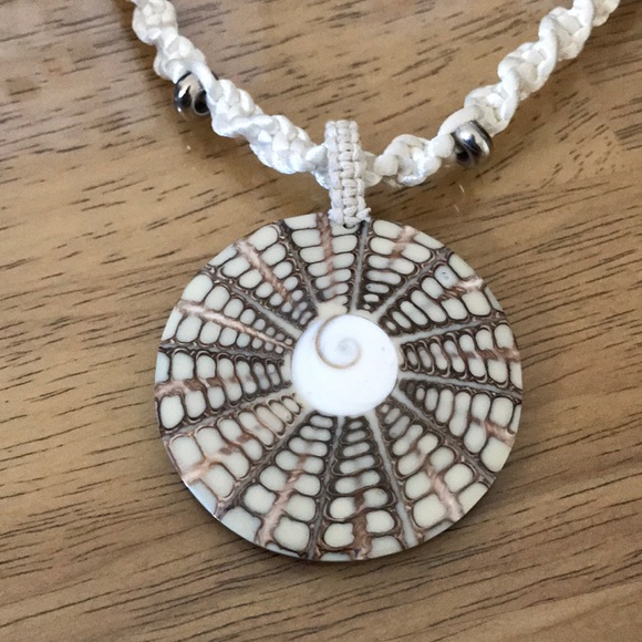 Shell-themed Jewelry Set 🏖 - Picture 3 of 5